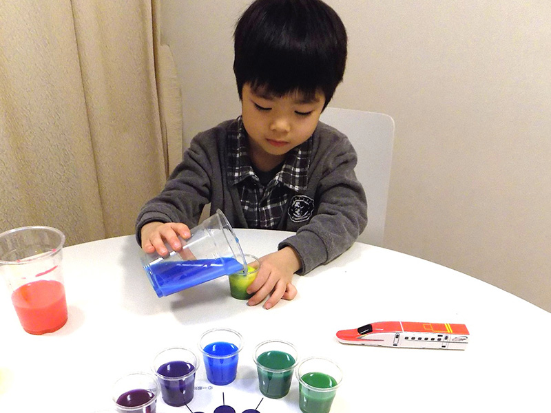 色水実験＆色作り体験02